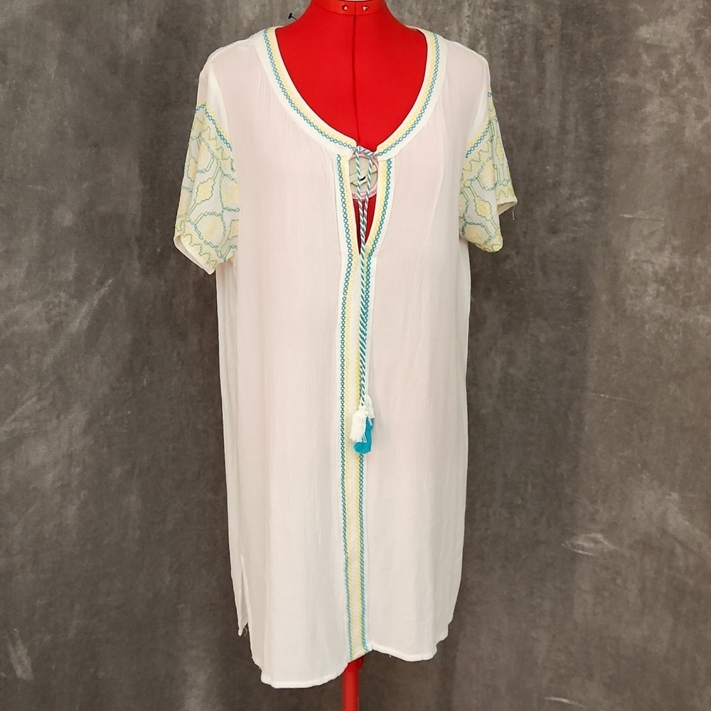 Francesca's NWT lightweight rayon dress size large